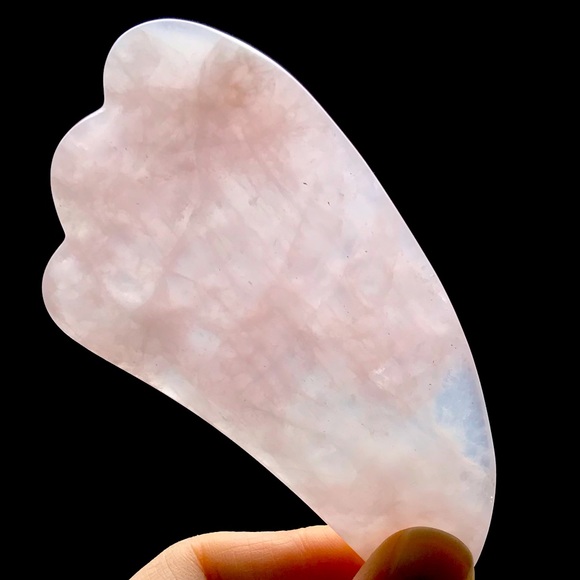 Gua Sha Rose Quartz - Picture 9 of 12